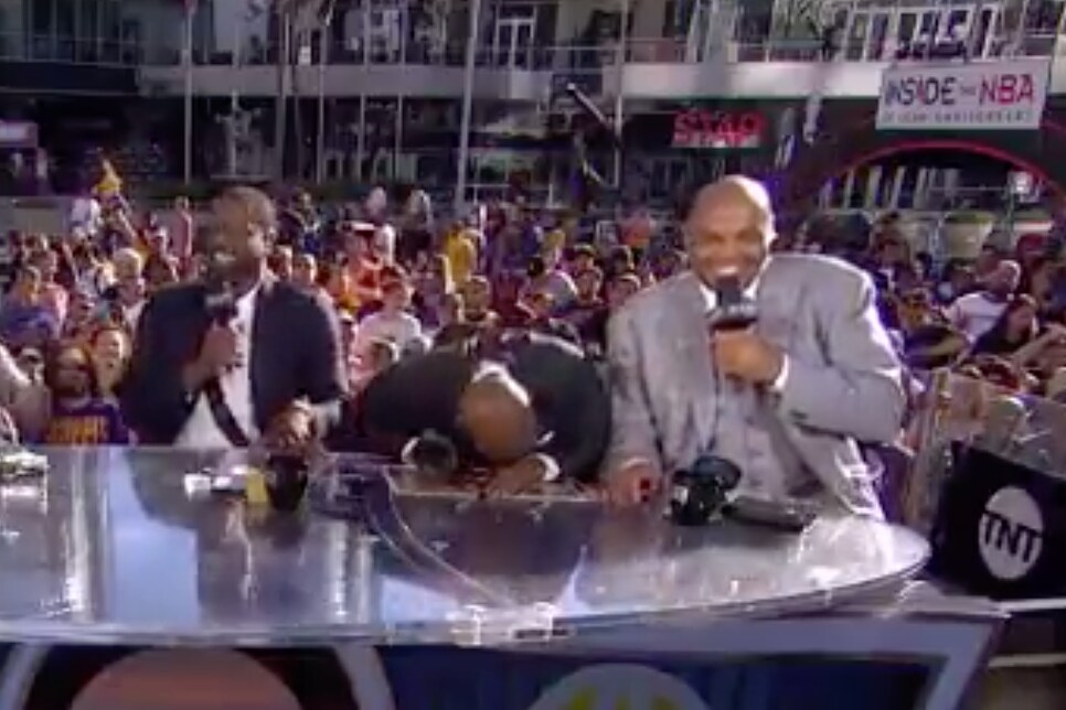 Charles Barkley Scores First Big Win Of The Season Over Shaq On NBA ...